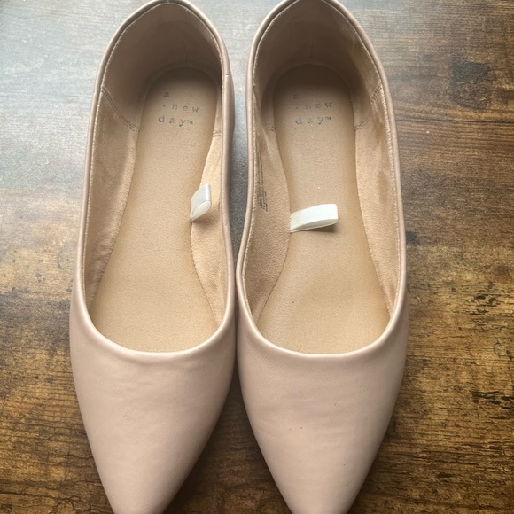 A new day flats. - Picture 2 of 3